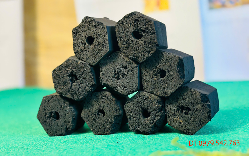 Than sạch không khói Hachiko tại Hà Nội